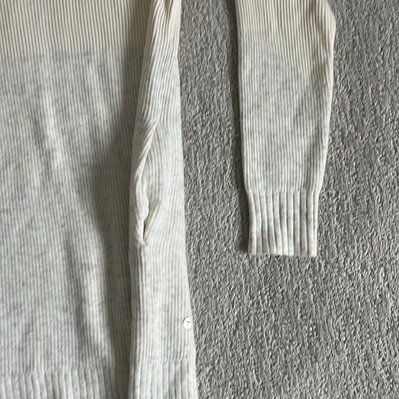 Lululemon wool tunic sweater size 8 cream/heather - Picture 3 of 7